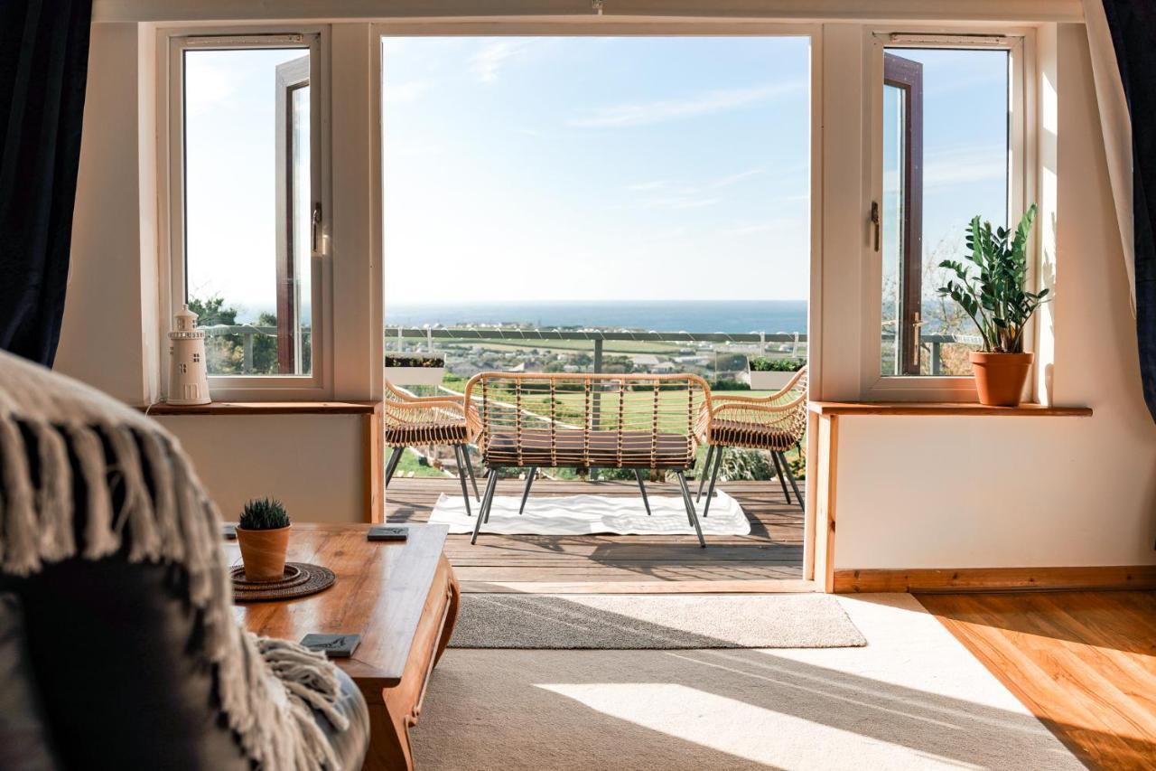 Spacious Sea-View Apt. Overlooking St Ives Bay Gwithian Exterior photo